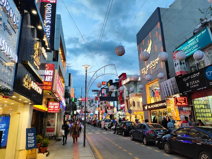 Commercial Street<br />